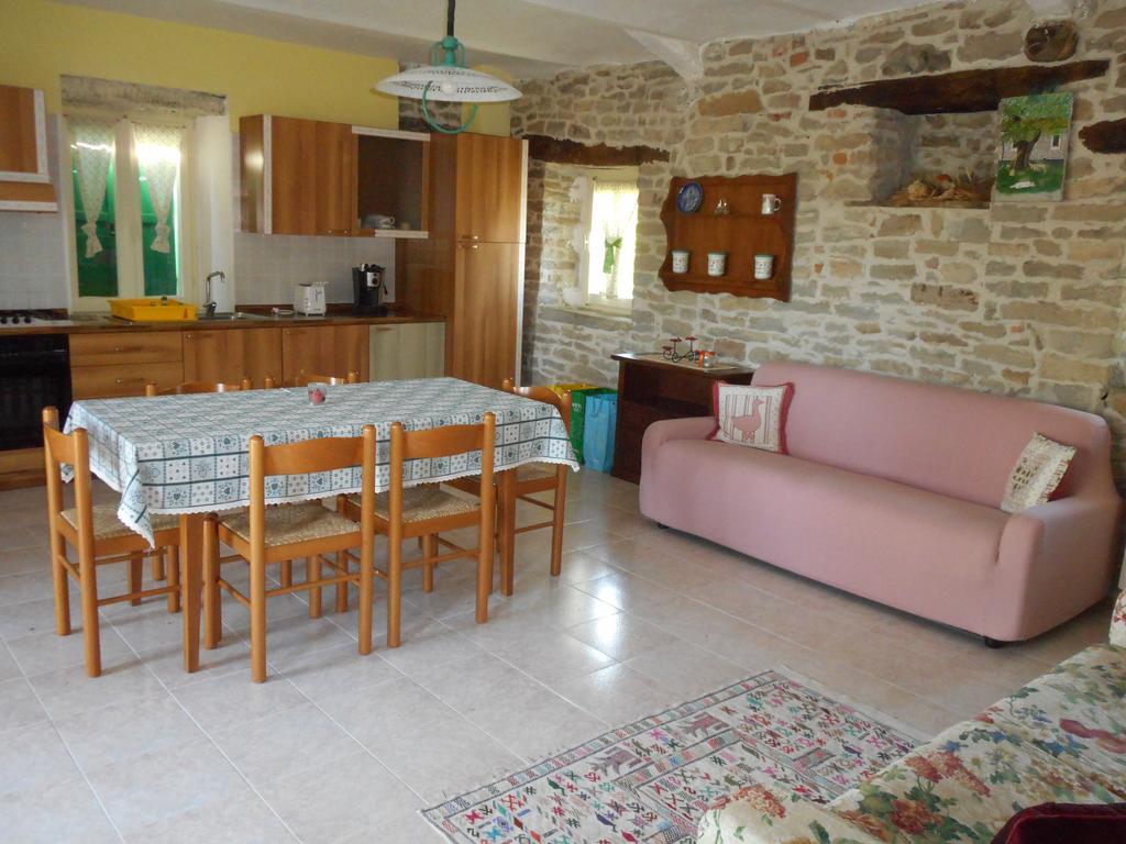Agriturismo Cascina Serra Cossano Belbo Екстериор снимка