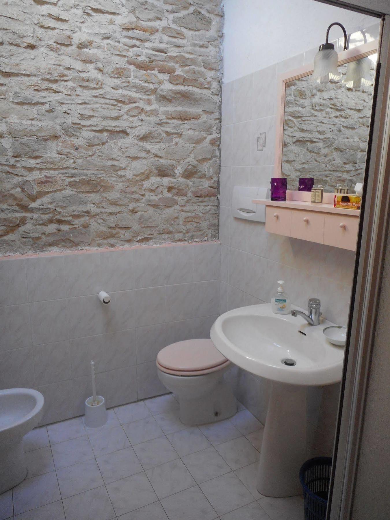 Agriturismo Cascina Serra Cossano Belbo Екстериор снимка