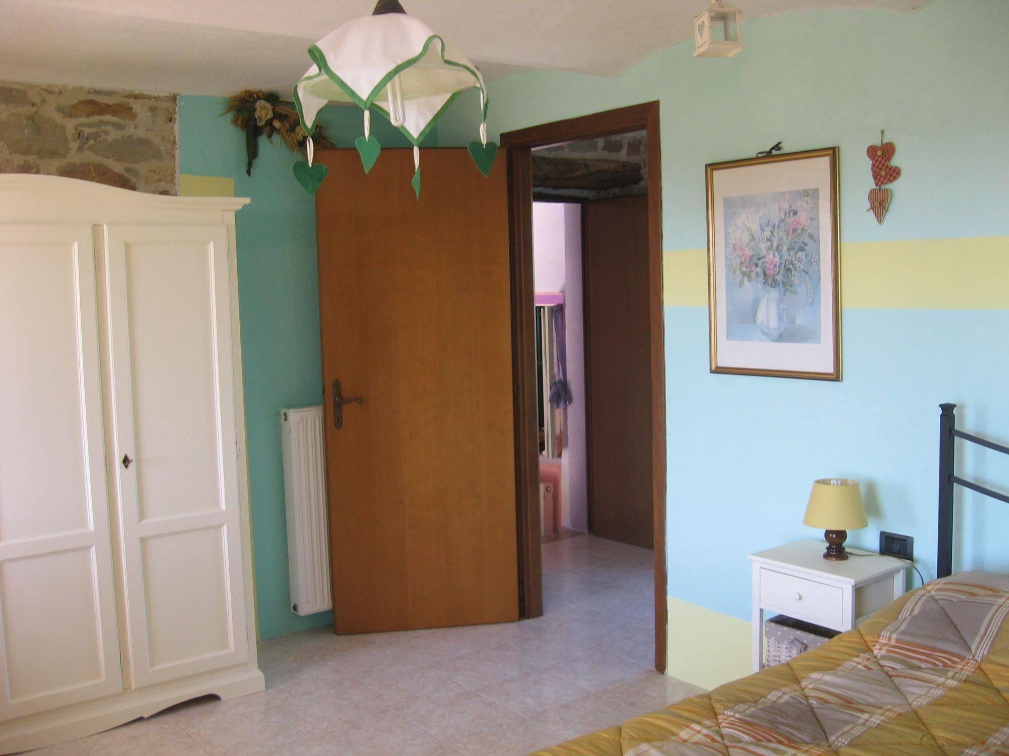 Agriturismo Cascina Serra Cossano Belbo Екстериор снимка