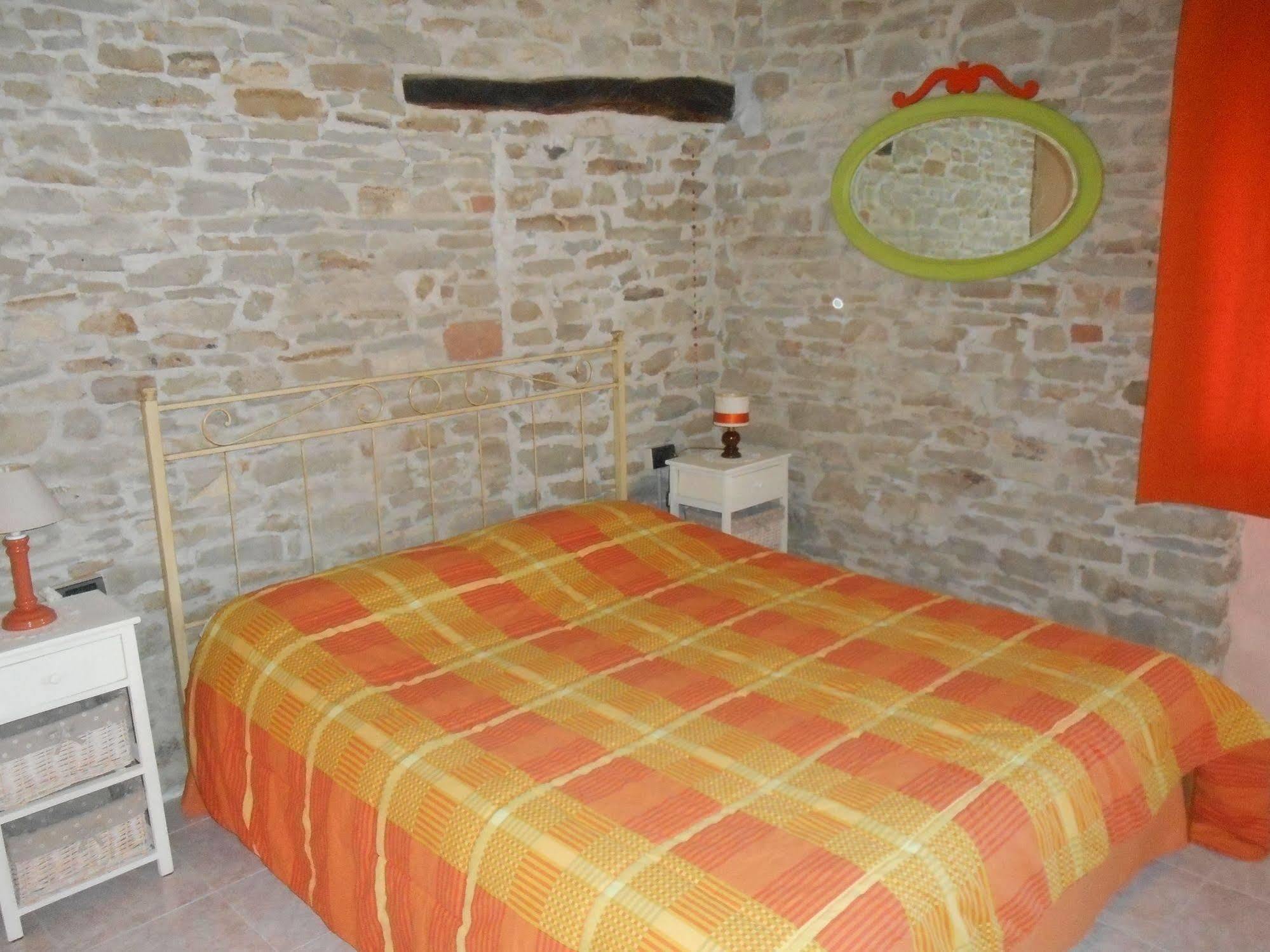 Agriturismo Cascina Serra Cossano Belbo Екстериор снимка